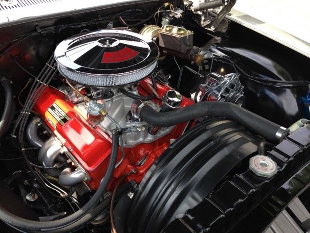 1963 White Chevrolet Impala Coupe