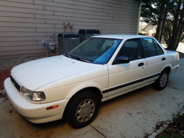 1994 White Nissan Sentra Sedan