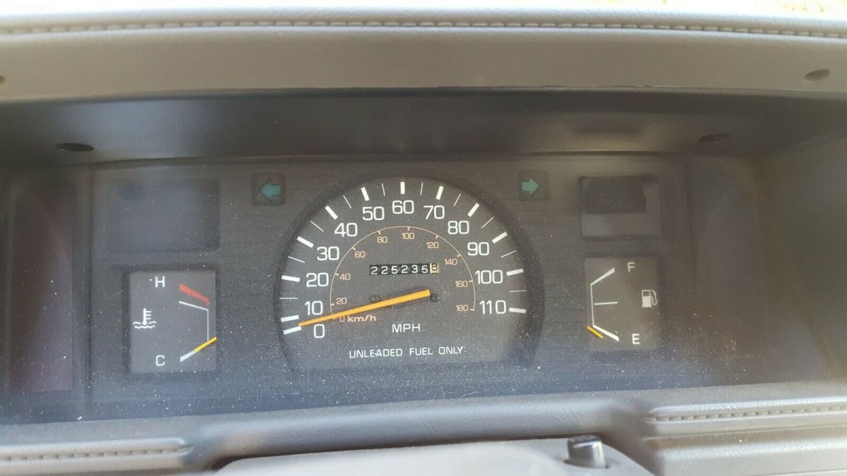 1987 Red Toyota Pickup Extended Cab Pickup