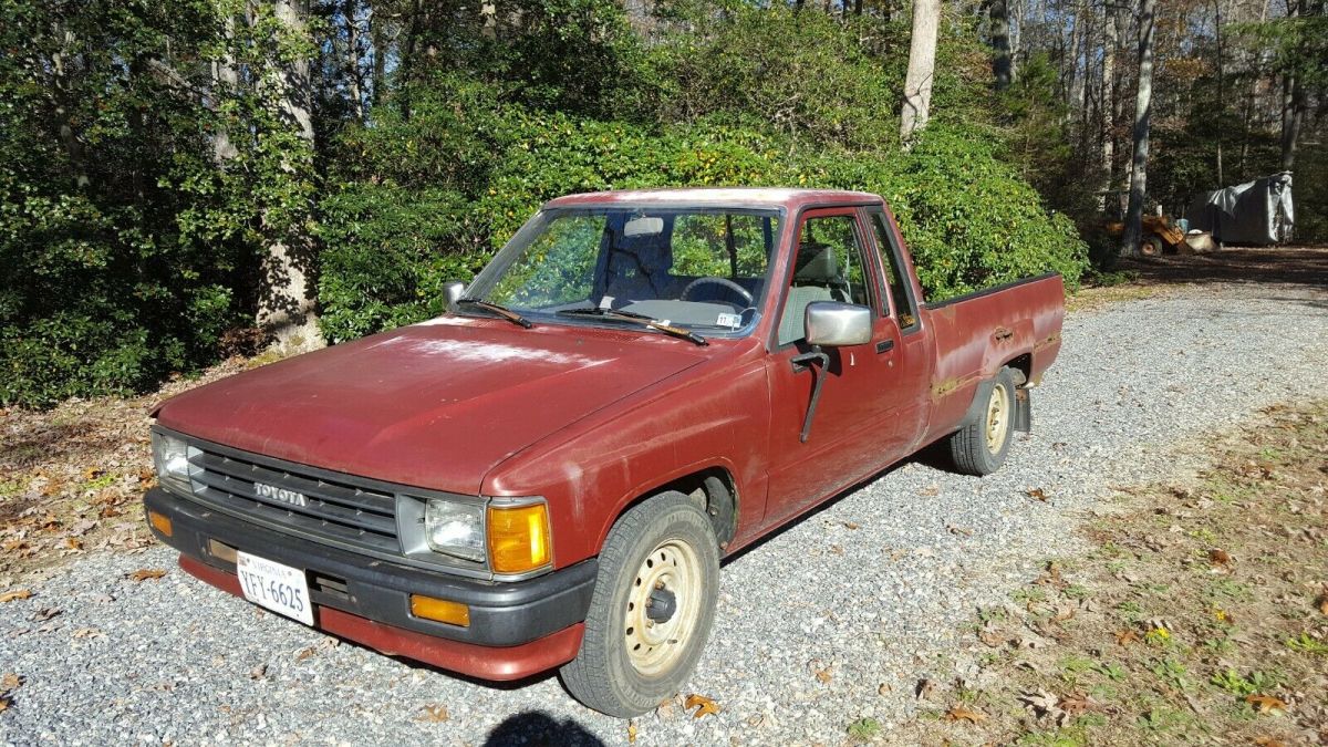 1987 Red Toyota Pickup Extended Cab Pickup