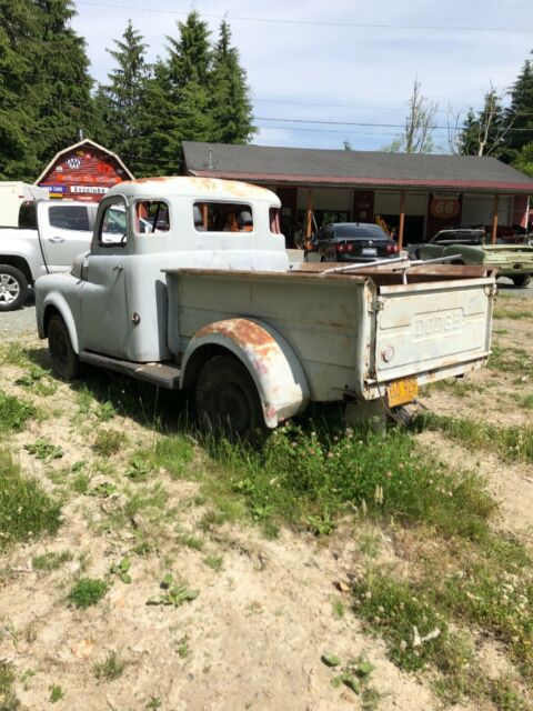 1992 Red Plymouth Sundance