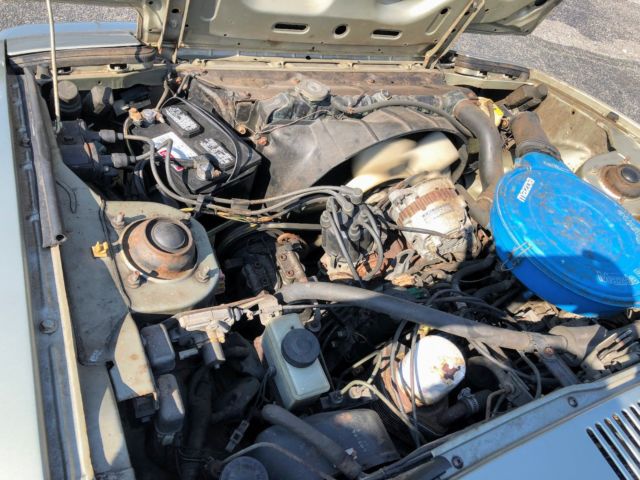 1983 Gold Mazda RX-7 Coupe