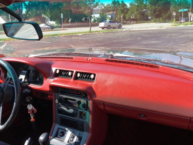1983 Gold Mazda RX-7 Coupe