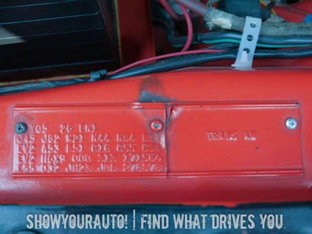 1970 Gold Dodge Challenger --