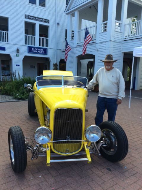1932 Yellow Ford Roadster