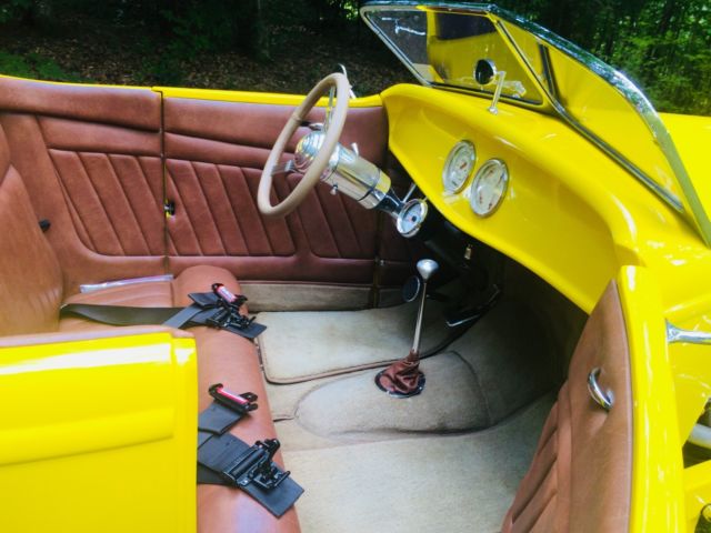 1932 Yellow Ford Roadster
