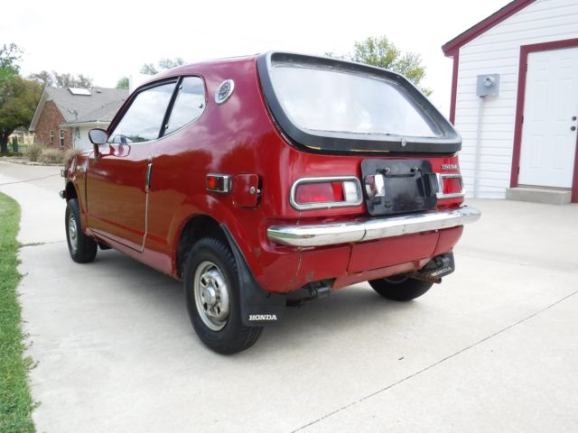 1972 Red Honda z600 Coupe Coupe