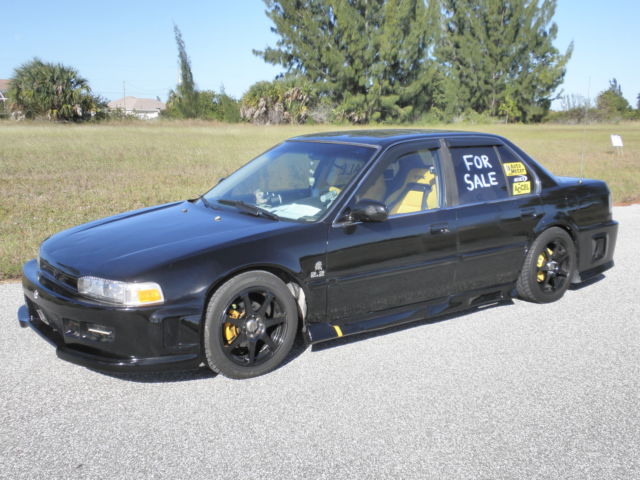 1990 Black Honda Accord Sedan