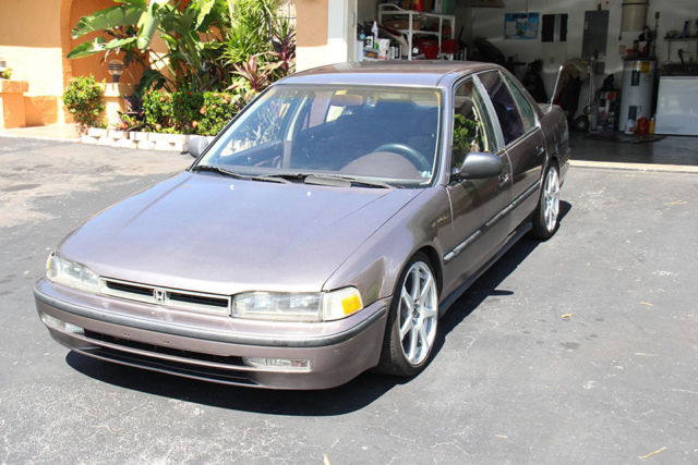 1993 Tan Honda Accord Sedan