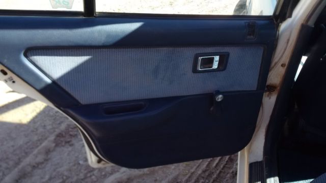 1989 White Honda Civic Sedan