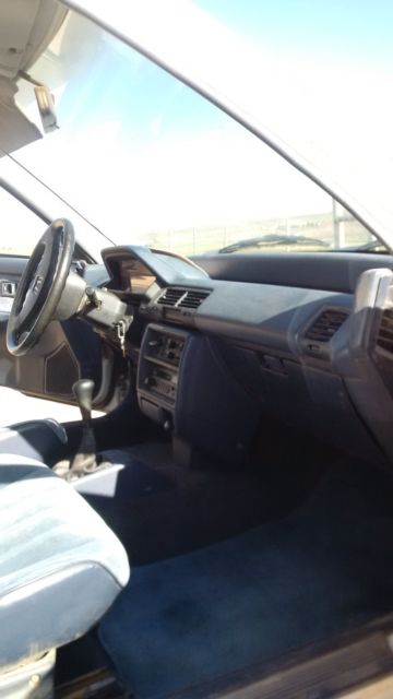 1989 White Honda Civic Sedan