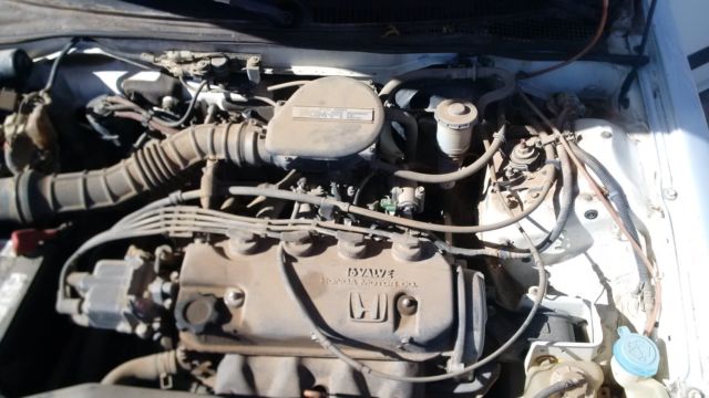 1989 White Honda Civic Sedan