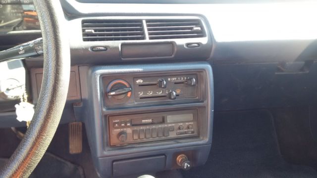 1989 White Honda Civic Sedan