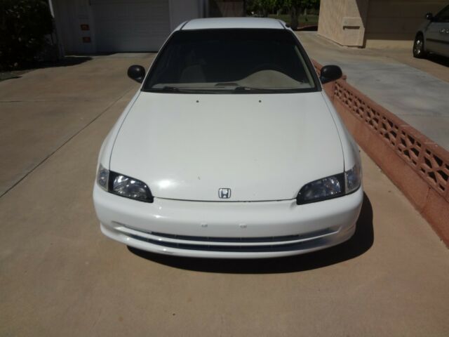 1992 White Honda Civic Sedan