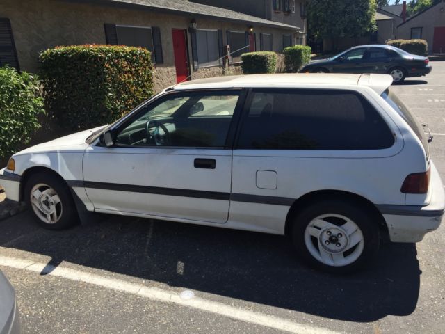 1989 white Honda Civic coupe