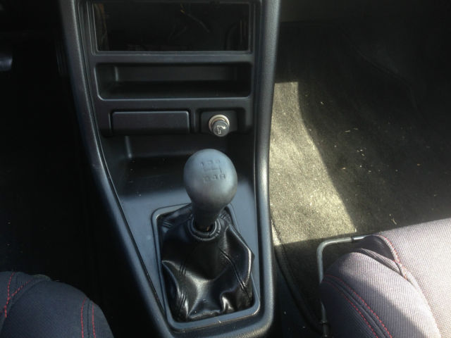 1990 White Honda CRX Hatchback