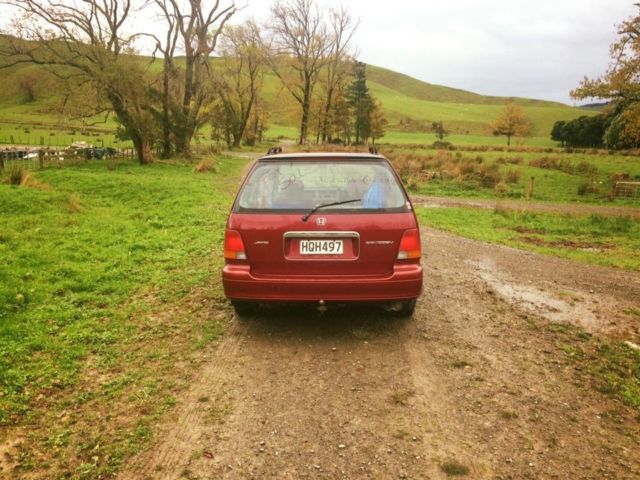 1994 Red Honda Odyssey Minivan