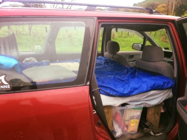 1994 Red Honda Odyssey Minivan