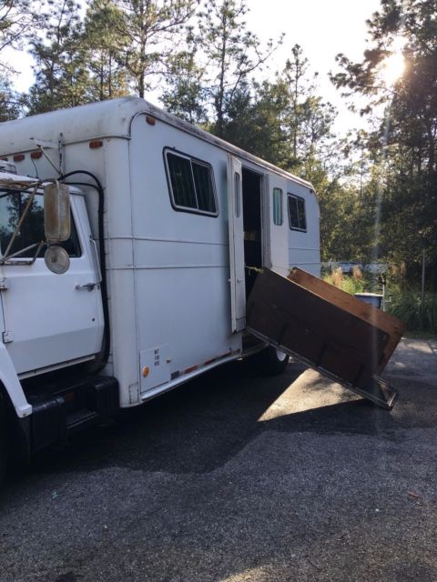 1983 White Ford Other Cab & Chassis