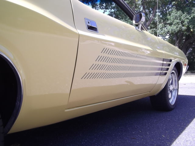 1974 Yellow Dodge Challenger Coupe