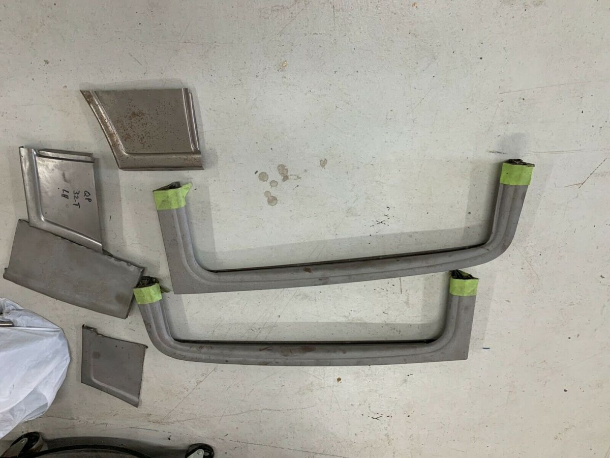 1932 Ford Model B Sedan