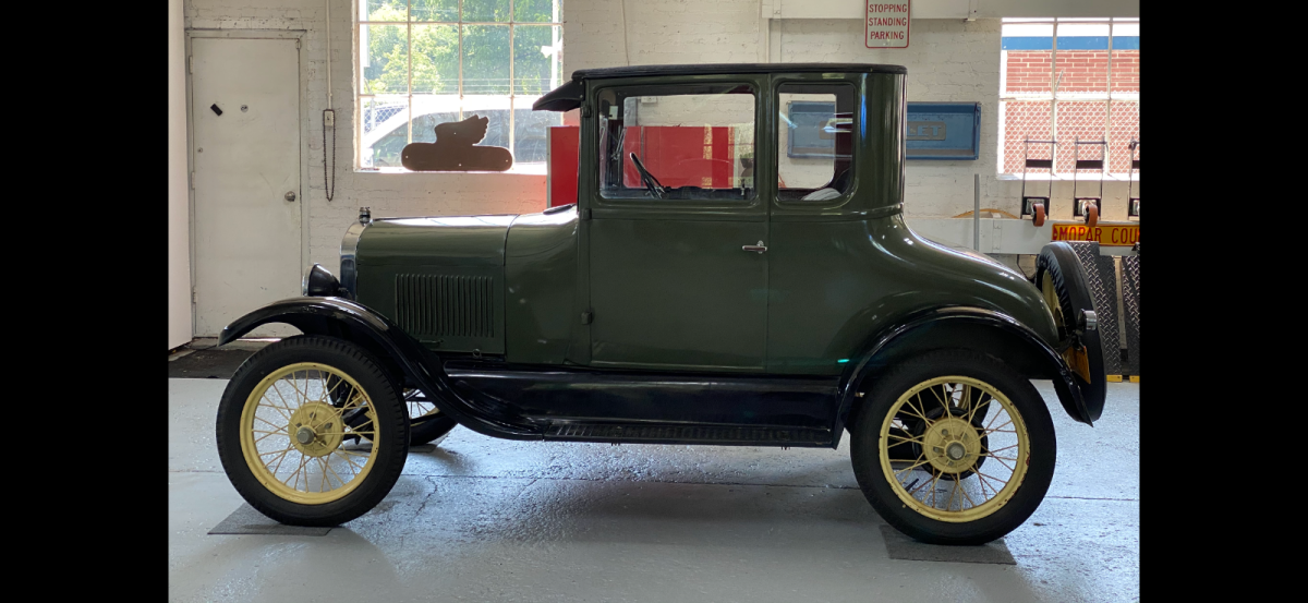 1927 Ford Model T Coupe