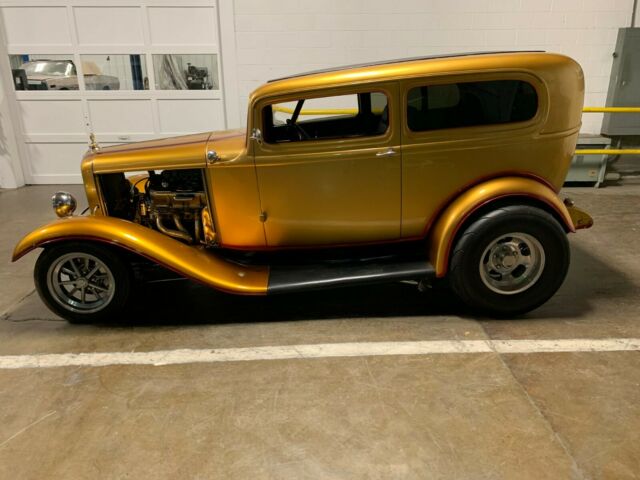 1932 Gold and Maroon Ford Sedan Sedan