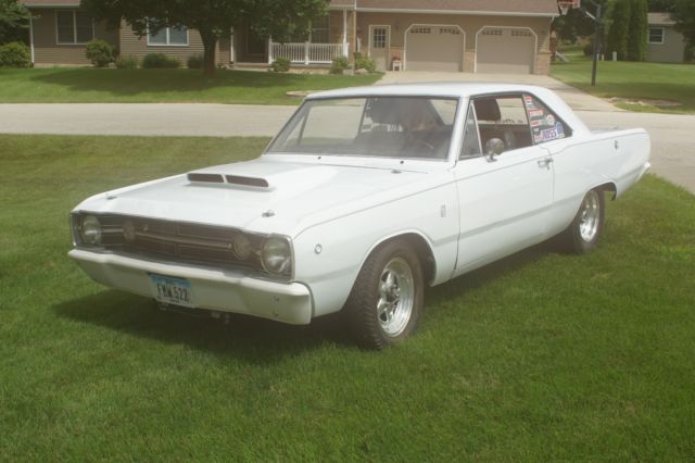 1968 White Dodge Dart Coupe