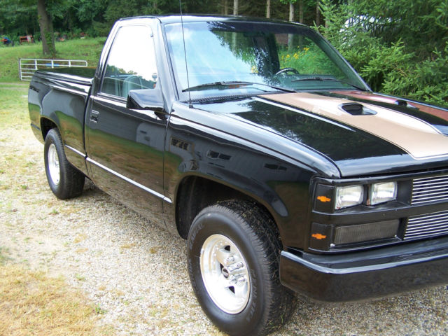 1988 Black custom chameleon trim paint Chevrolet C-10 Short box Fleet Side