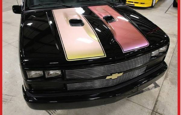 1988 Black custom chameleon trim paint Chevrolet C-10 Short box Fleet Side
