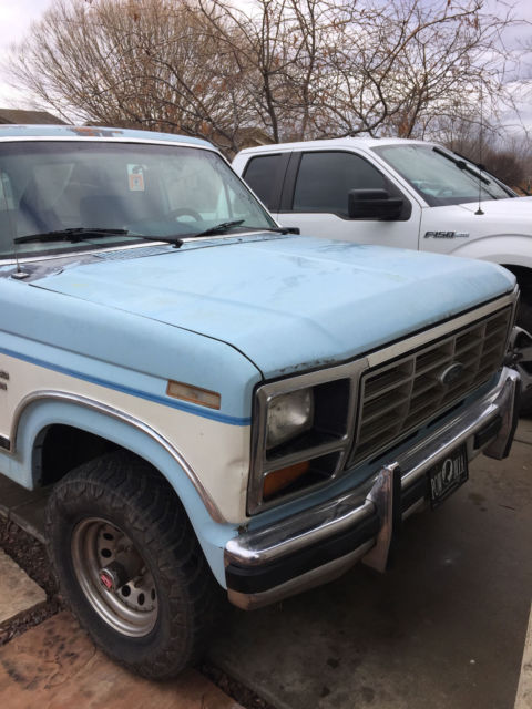 1986 Blue Ford Bronco Wagon