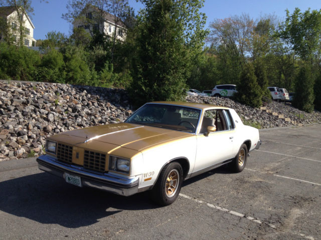 19790000 Oldsmobile Cutlass Coupe