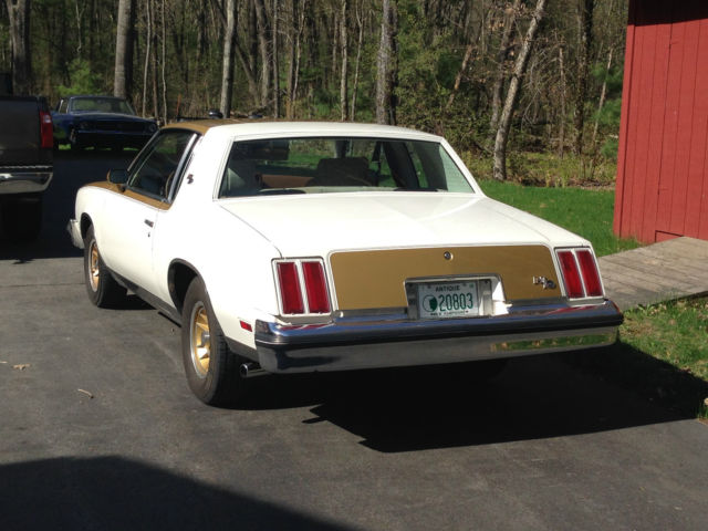 19790000 Oldsmobile Cutlass Coupe