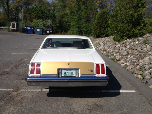 19790000 Oldsmobile Cutlass Coupe