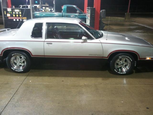 1984 Silver Oldsmobile Cutlass Coupe