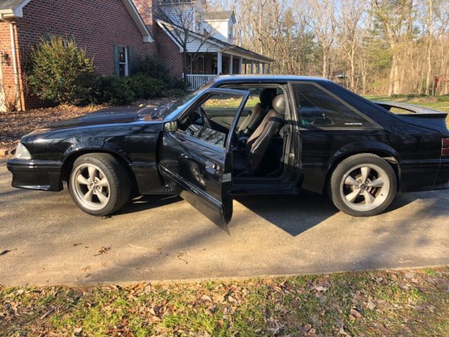 1991 Black Ford Mustang Hatchback