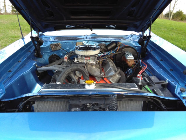 1973 Blue ,,, B5  blue paint code Plymouth Road Runner road runner