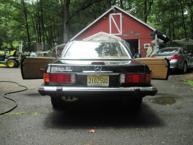 1989 Black Mercedes-Benz SL-Class