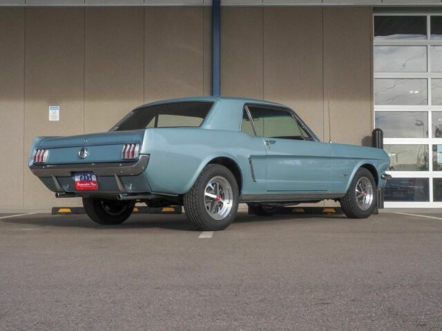 1965 Blue Ford Mustang --