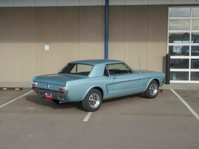 1965 Blue Ford Mustang --