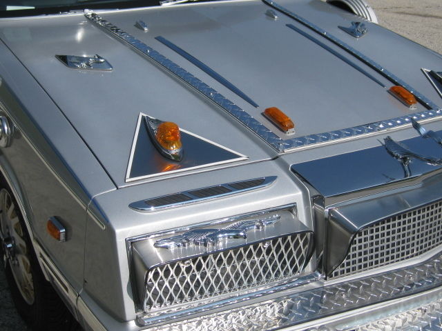 1985 Silver Chrysler execuitive limousine 4 door  limousine