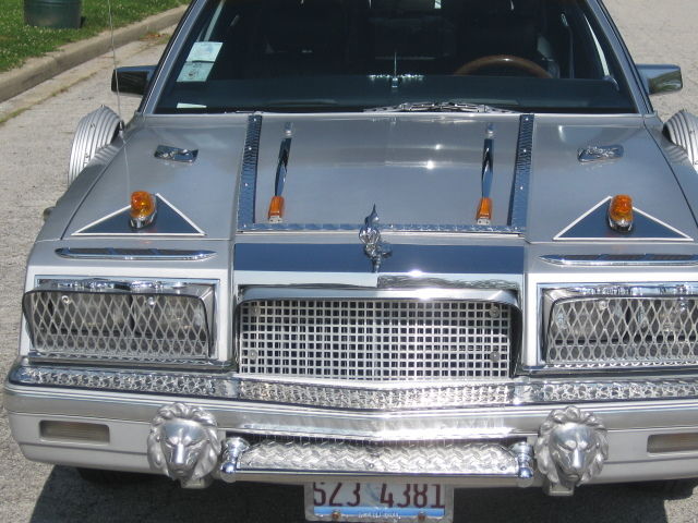 1985 Silver Chrysler execuitive limousine 4 door  limousine
