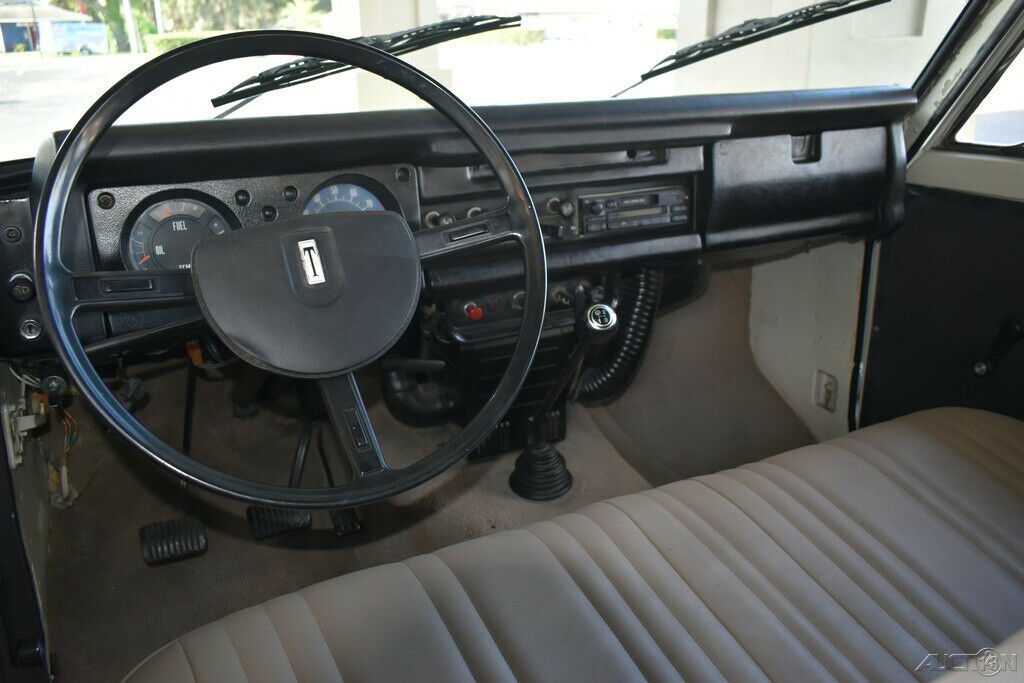 1969 White Toyota FJ-55 SUV