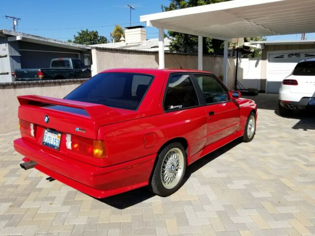 1988 Zinnoberrot (Red_ BMW M3 Coupe