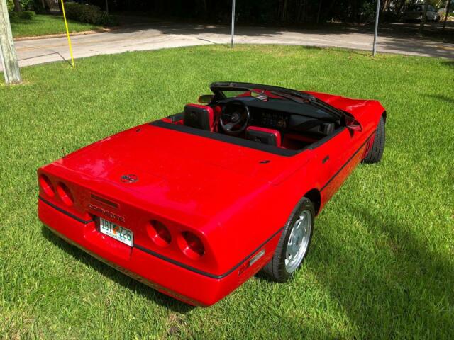1989 Red Chevrolet Corvette