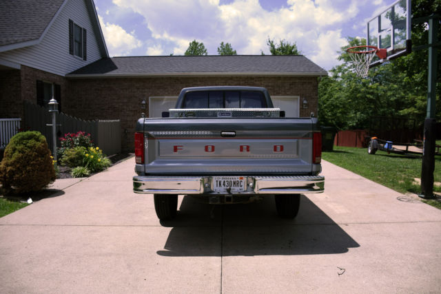 1986 Two Tone Grey Ford F-250 Standard Cab Pickup