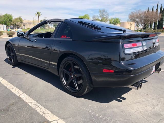 1990 Black Nissan 300ZX Coupe