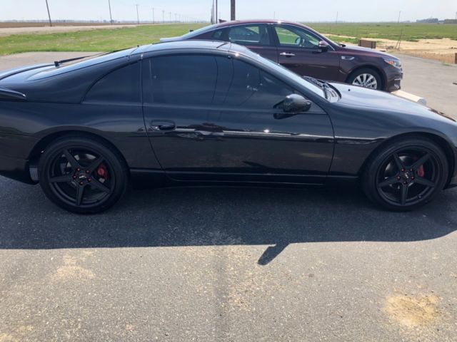 1990 Black Nissan 300ZX Coupe