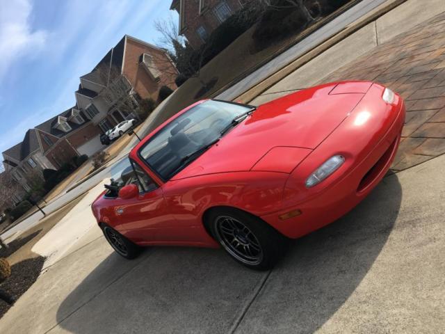 1992 Red Mazda MX-5 Miata Convertible