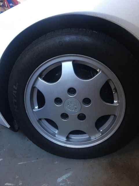 1990 White Porsche 944 Convertible